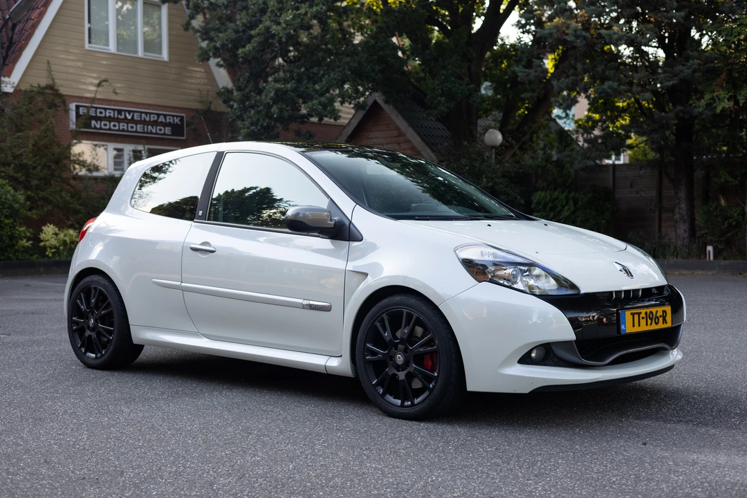 2010 Renault Clio 3rd Gen - Image 5 of 31