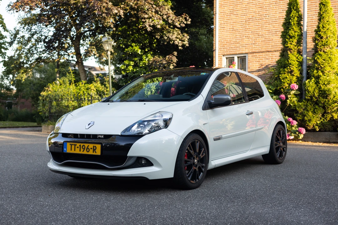 2010 Renault Clio 3rd Gen - Image 16 of 31