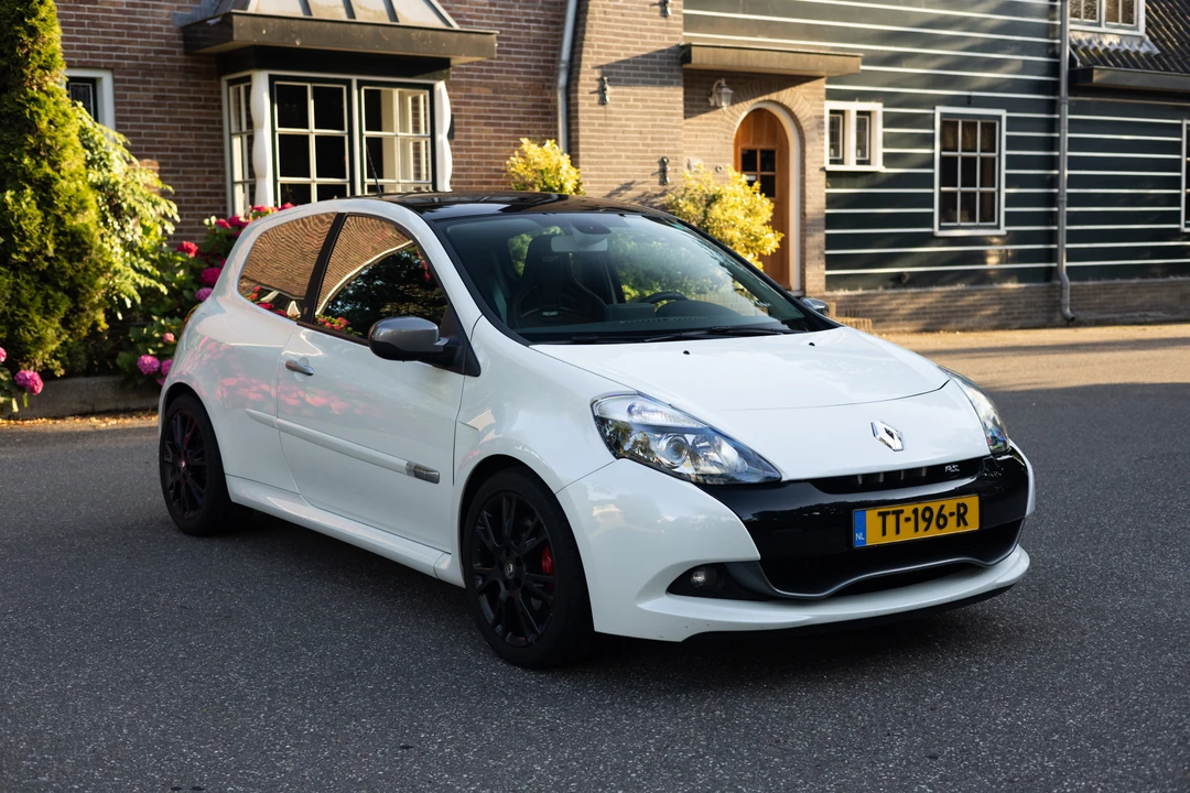2010 Renault Clio 3rd Gen - Image 18 of 31