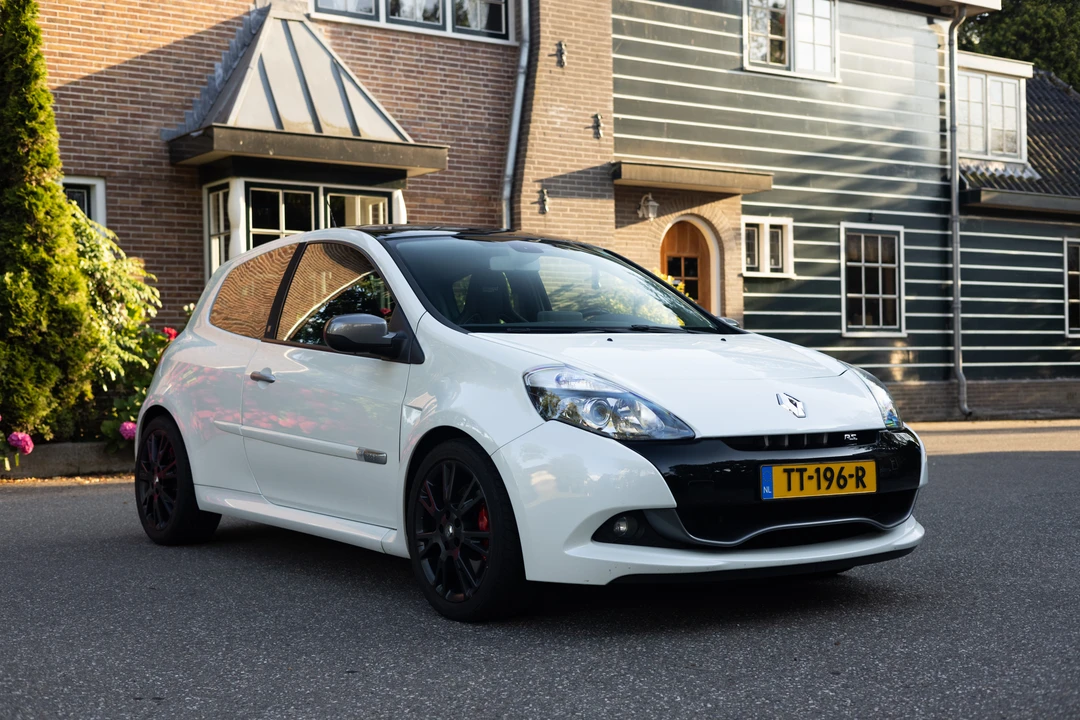 2010 Renault Clio 3rd Gen - Image 19 of 31