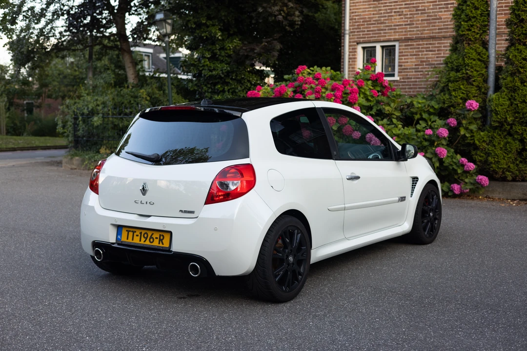 2010 Renault Clio 3rd Gen - Image 23 of 31