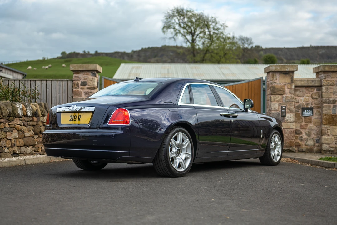 2010 Rolls-Royce Ghost 1st Gen - Image 12 of 31