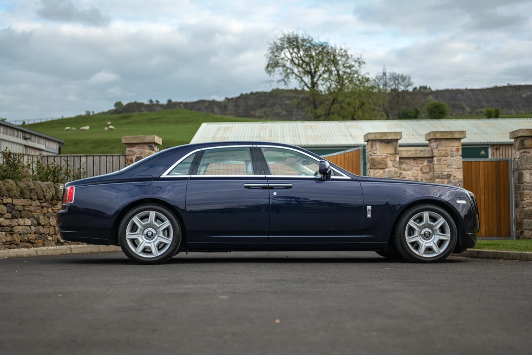 2010 Rolls-Royce Ghost 1st Gen - Image 10 of 31