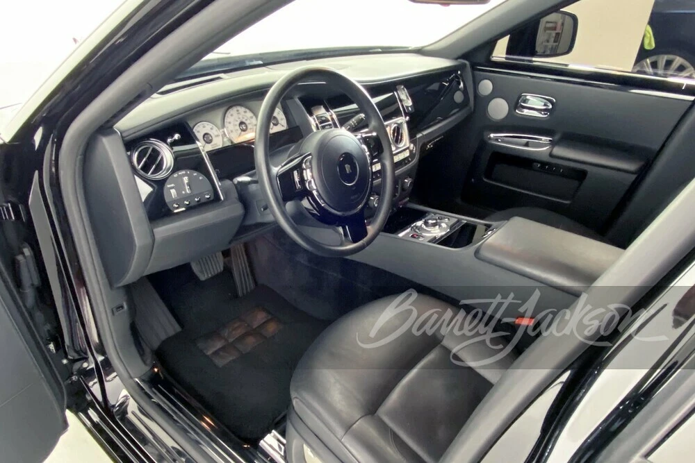 2010 Rolls-Royce Ghost 1st Gen - Image 2 of 15