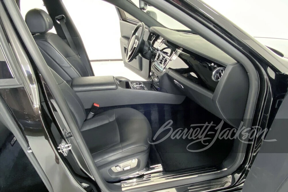 2010 Rolls-Royce Ghost 1st Gen - Image 7 of 15