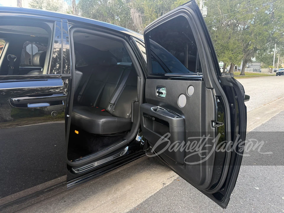 2010 Rolls-Royce Ghost 1st Gen - Image 23 of 26