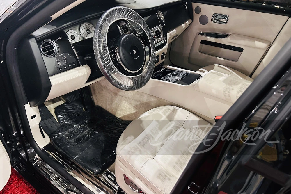 2010 Rolls-Royce Ghost 1st Gen - Image 2 of 14