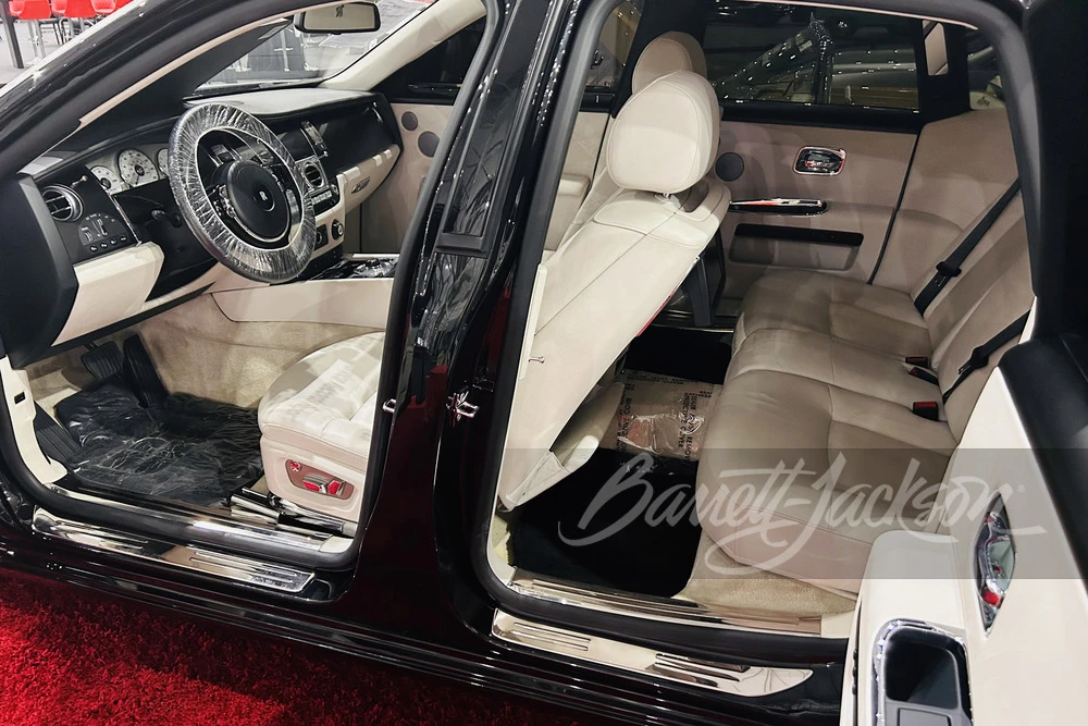 2010 Rolls-Royce Ghost 1st Gen - Image 12 of 14