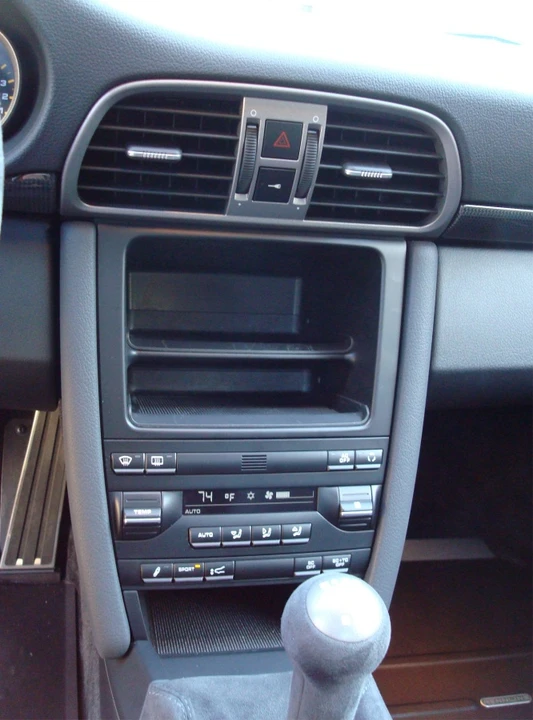 2010 Porsche 997 GT2 RS - Image 3 of 5