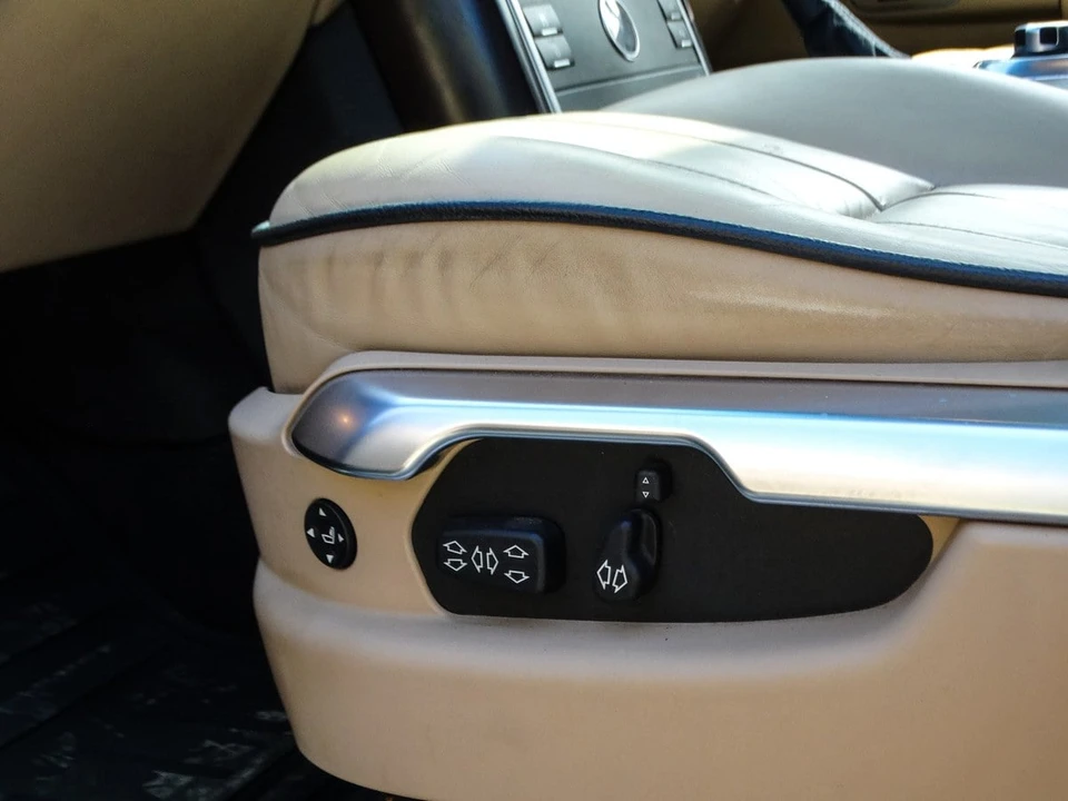 2010 Land Rover Range Rover L322 - Image 24 of 31