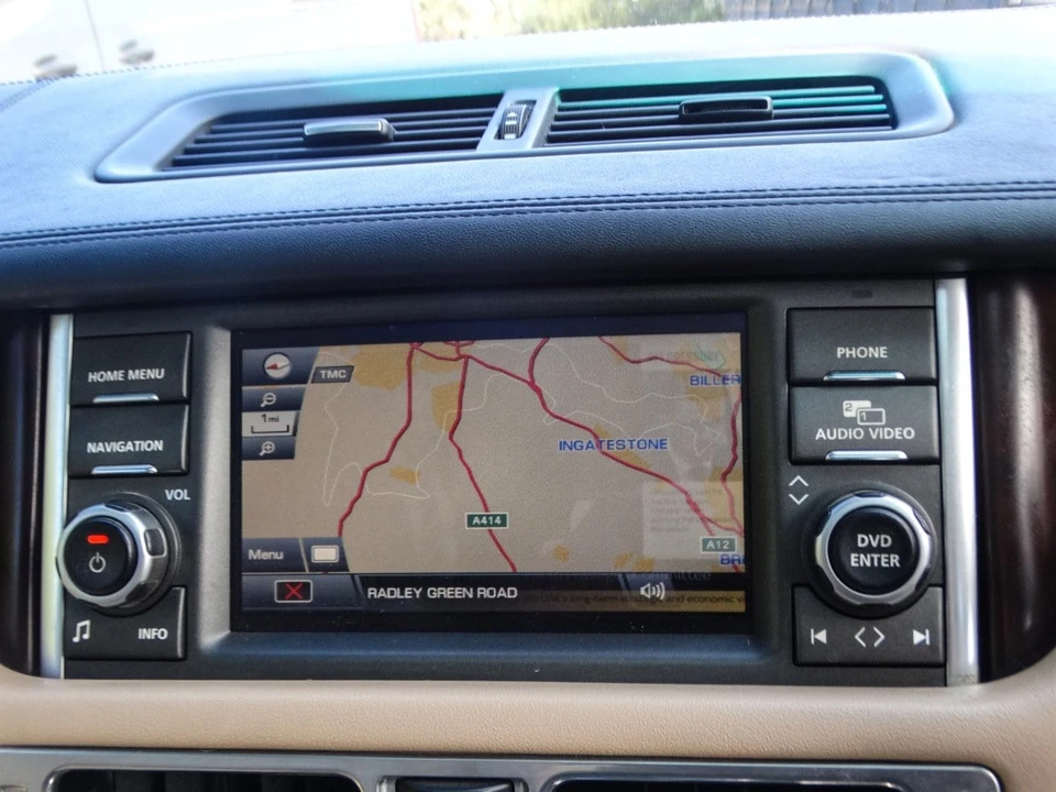 2010 Land Rover Range Rover L322 - Image 29 of 31