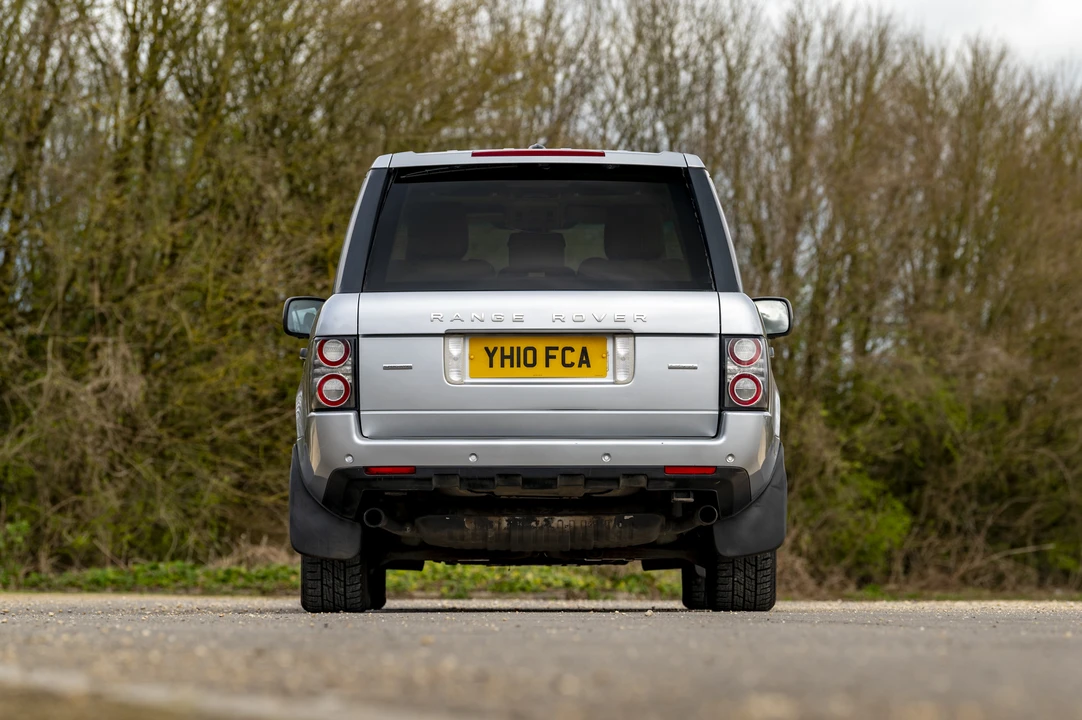 2010 Land Rover Range Rover L322 - Image 6 of 31