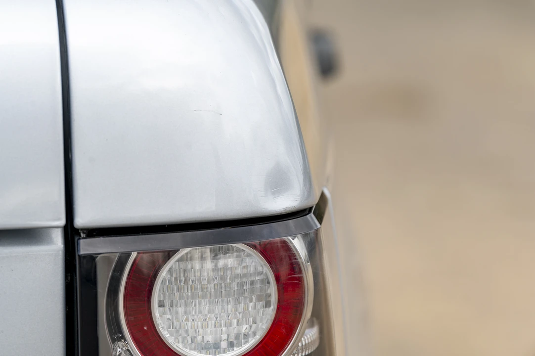 2010 Land Rover Range Rover L322 - Image 29 of 31