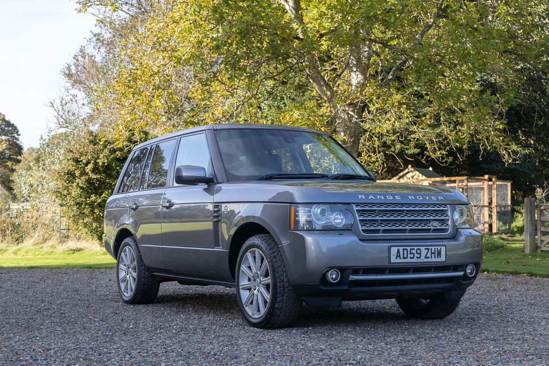 2011 Land Rover Range Rover L322 - Image 4 of 31