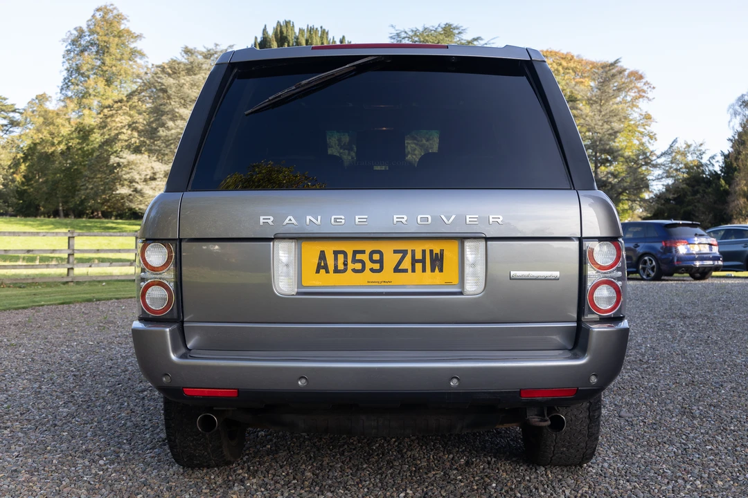 2011 Land Rover Range Rover L322 - Image 27 of 31