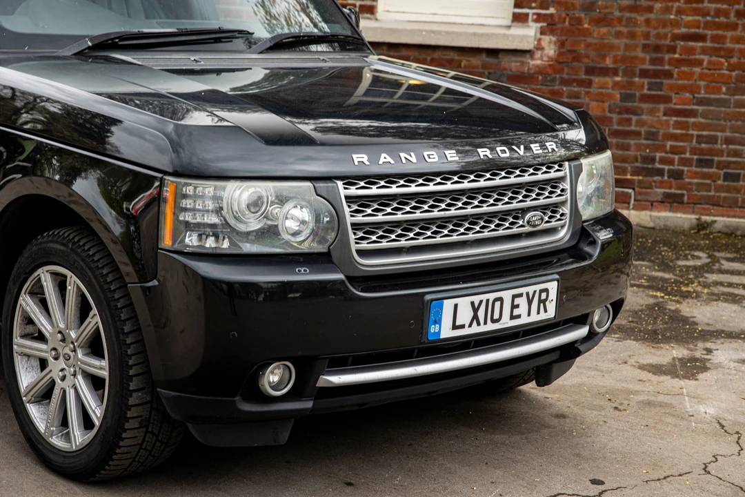 2010 Land Rover Range Rover L322 - Image 12 of 13
