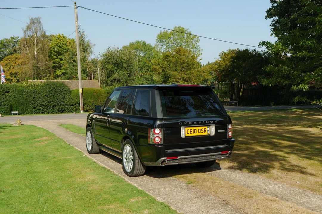 2010 Land Rover Range Rover L322 - Image 15 of 30
