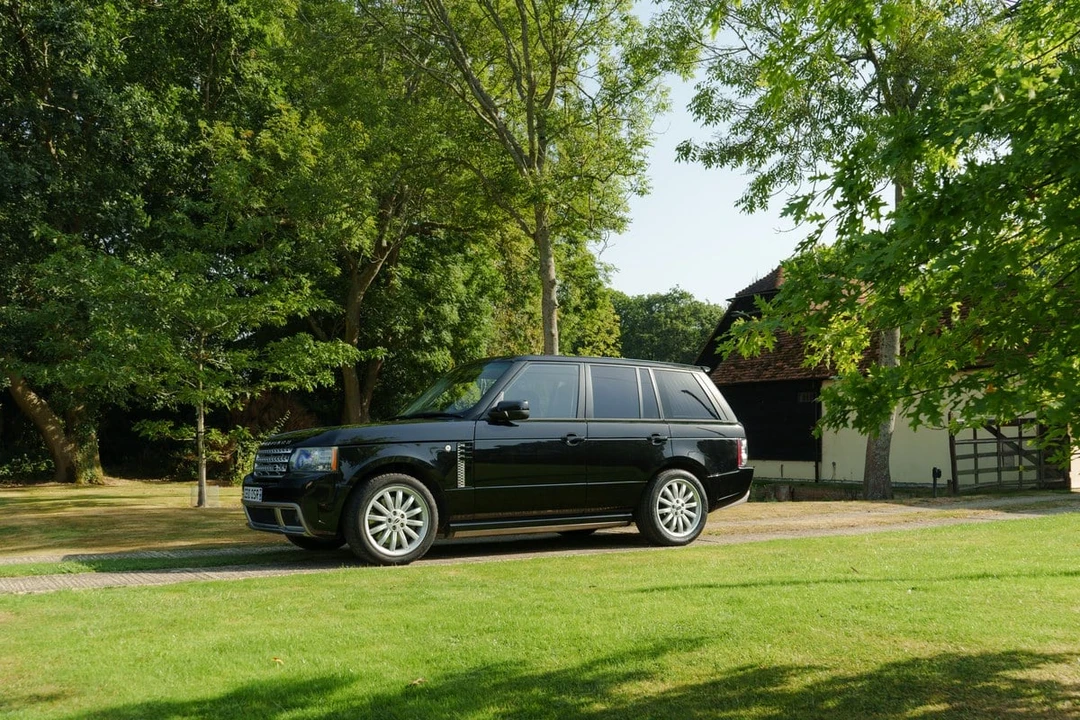 2010 Land Rover Range Rover L322 - Image 21 of 30