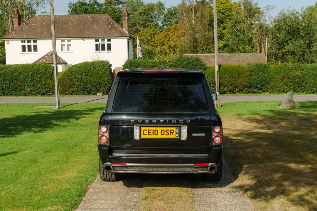 2010 Land Rover Range Rover L322 - Image 13 of 30