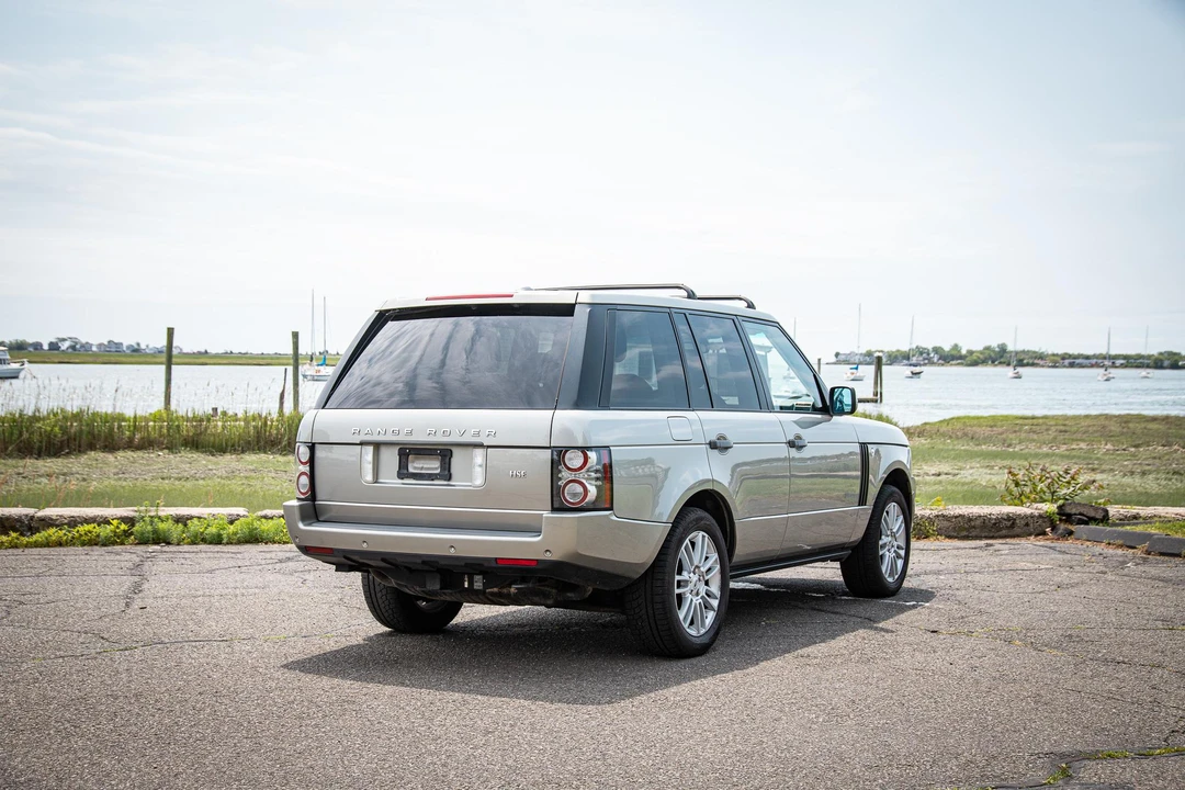 2010 Land Rover Range Rover L322 - Image 16 of 31