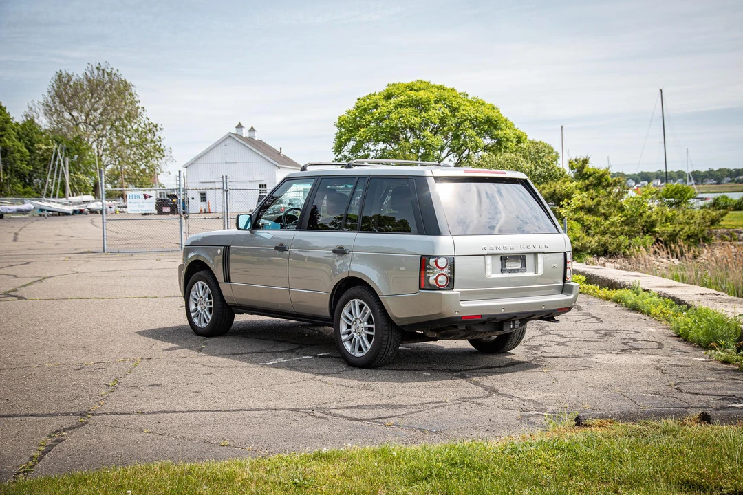 2010 Land Rover Range Rover L322 - Image 12 of 31