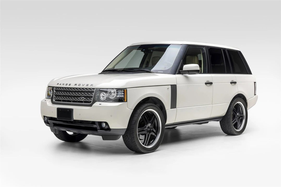 2010 Land Rover Range Rover L322 - Image 9 of 31