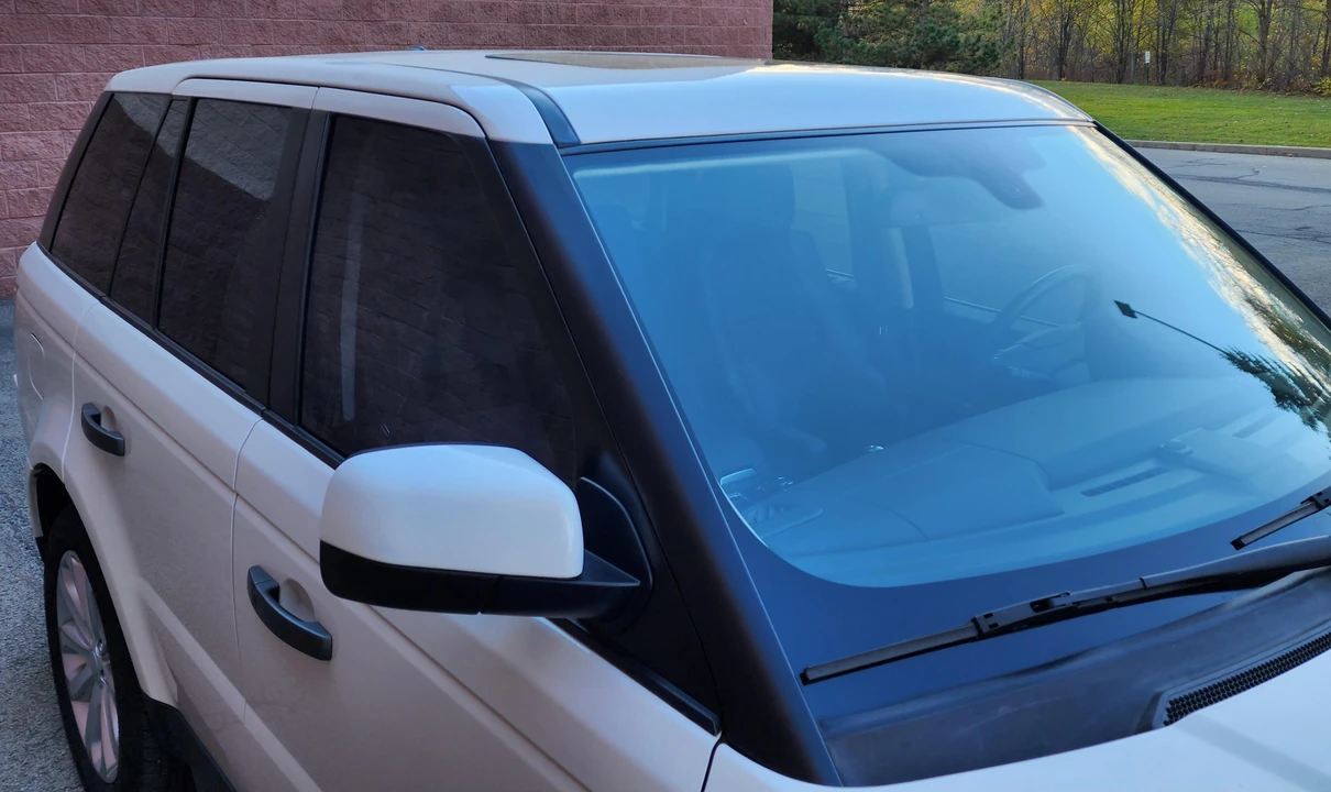 2010 Land Rover Range Rover Sport L320 - Image 14 of 31