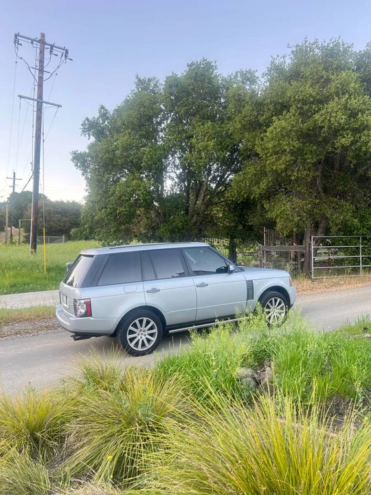 2011 Land Rover Range Rover L322 - Image 9 of 11
