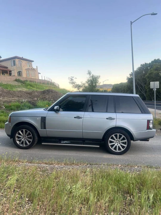 2011 Land Rover Range Rover L322 - Image 3 of 11