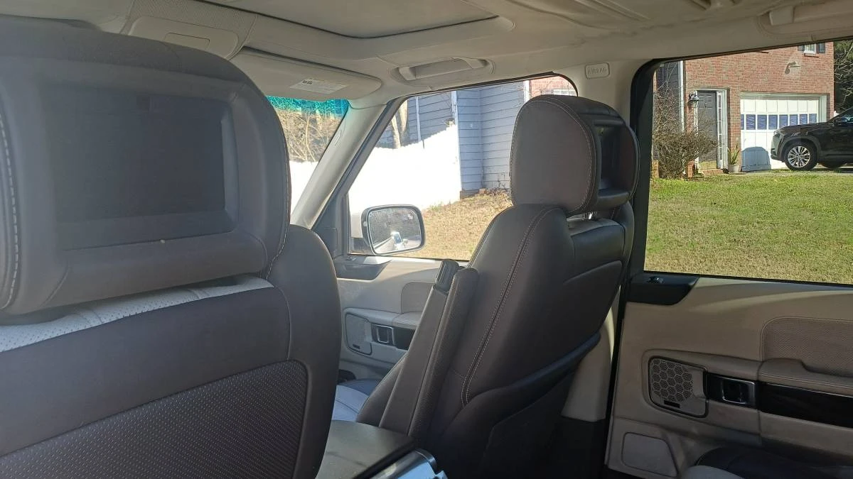 2010 Land Rover Range Rover L322 - Image 3 of 8