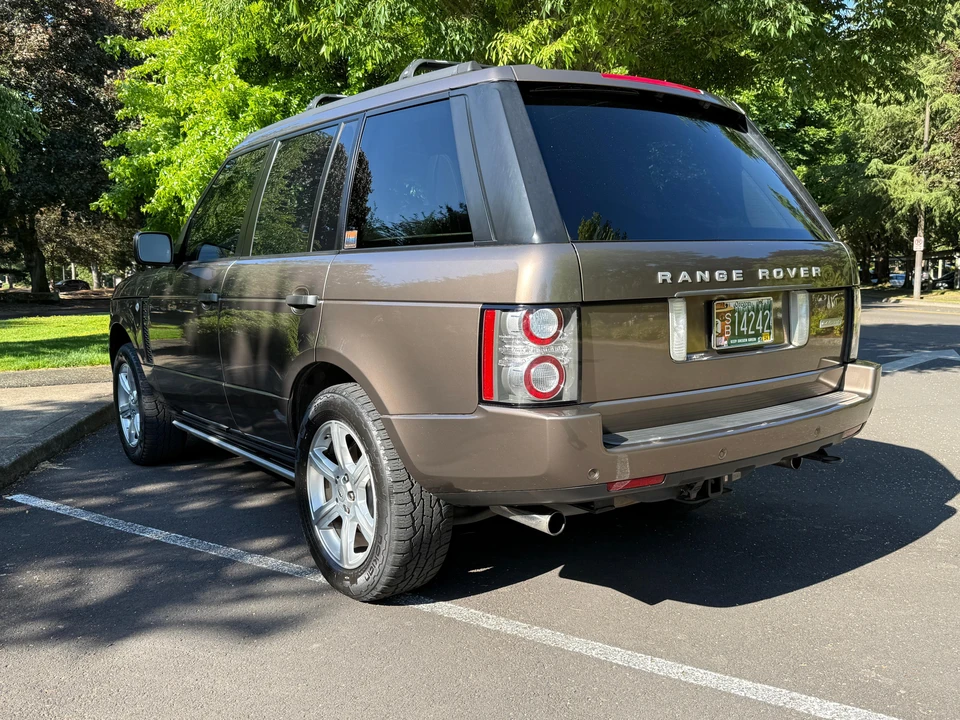 2010 Land Rover Range Rover L322 - Image 11 of 31