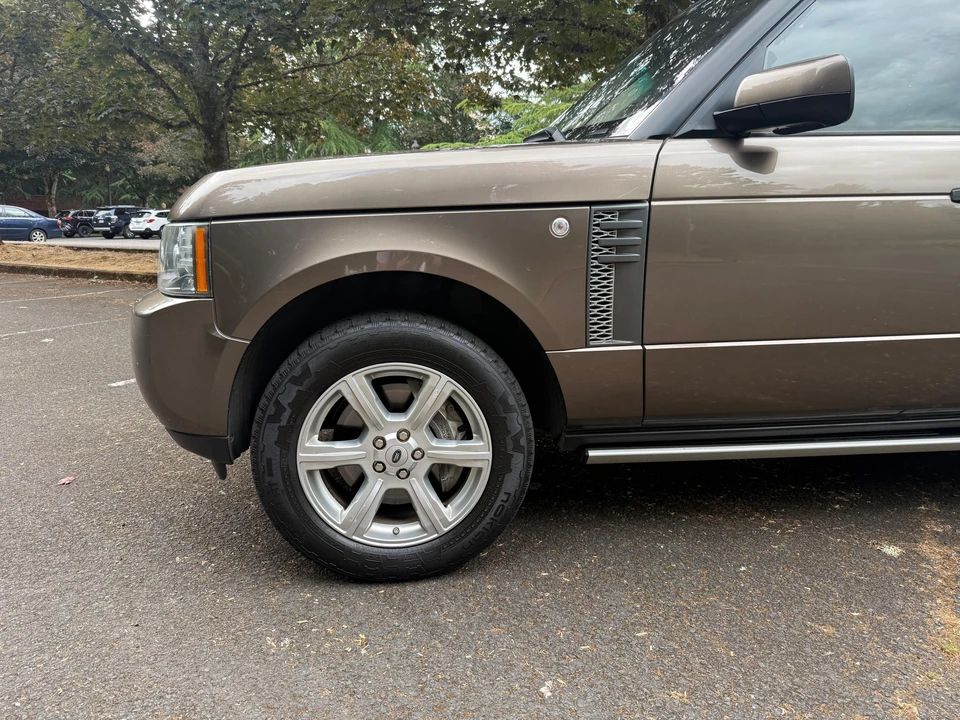 2010 Land Rover Range Rover L322 - Image 25 of 31