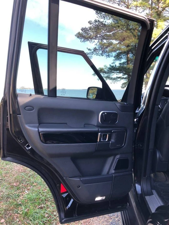 2010 Land Rover Range Rover L322 - Image 18 of 19