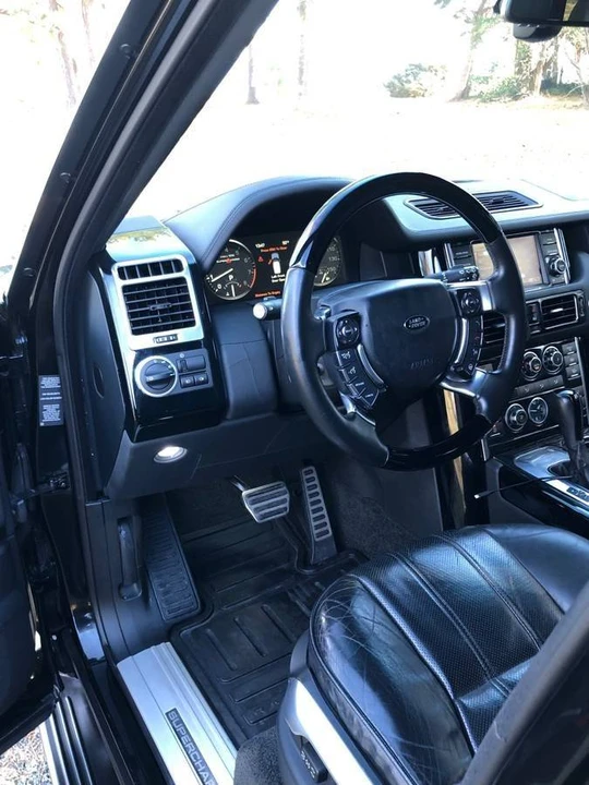 2010 Land Rover Range Rover L322 - Image 7 of 19