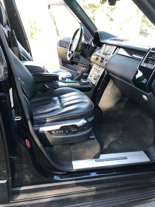 2010 Land Rover Range Rover L322 - Image 4 of 19