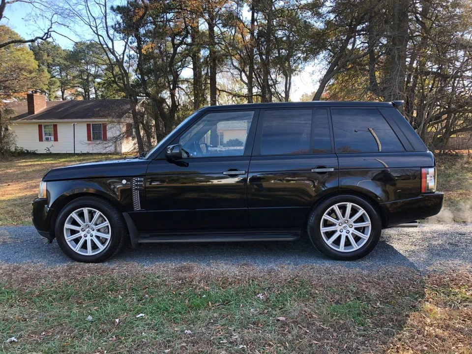 2010 Land Rover Range Rover L322 - Image 17 of 19