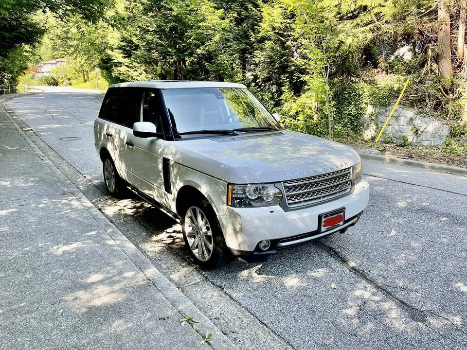 2010 Land Rover Range Rover L322 - Image 2 of 10