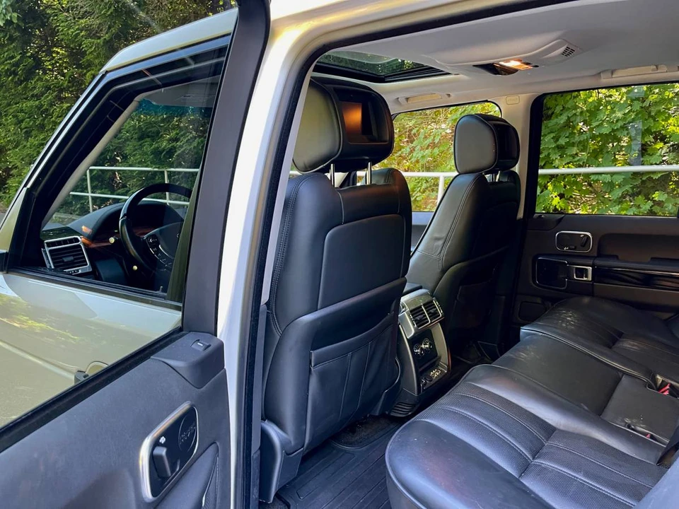2010 Land Rover Range Rover L322 - Image 6 of 10