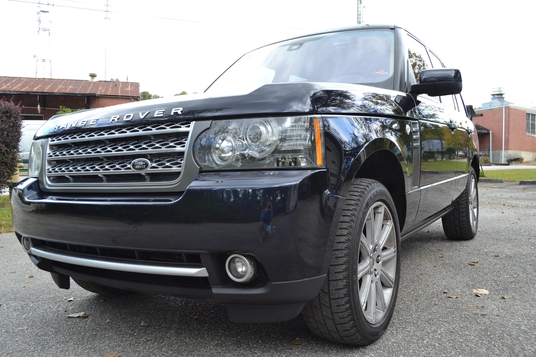 2010 Land Rover Range Rover L322 - Image 8 of 31