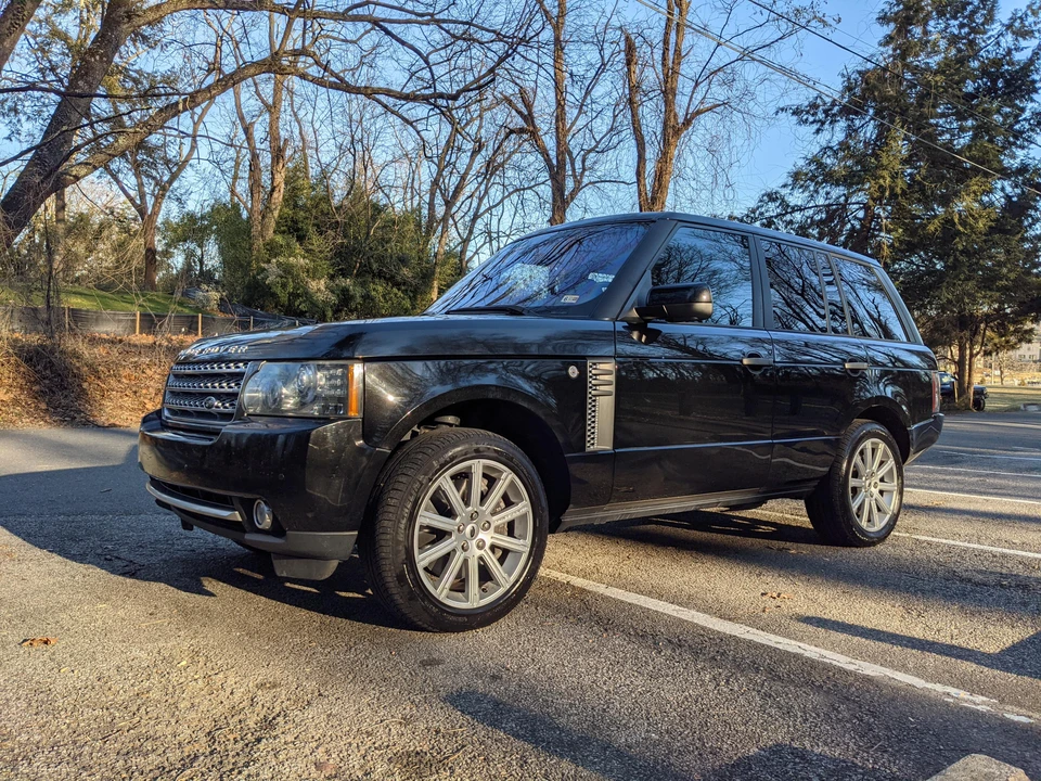 2010 Land Rover Range Rover L322 - Image 9 of 31