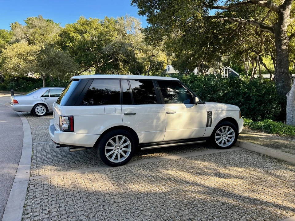 2010 Land Rover Range Rover L322 - Image 14 of 31