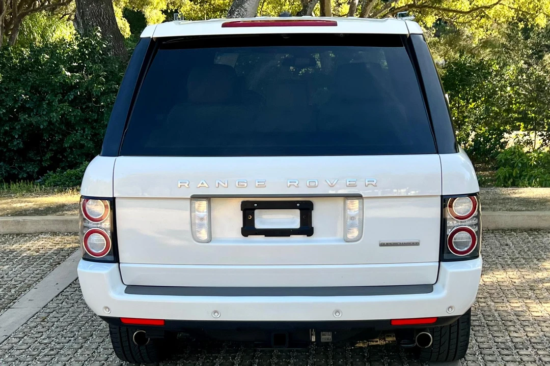 2010 Land Rover Range Rover L322 - Image 5 of 31