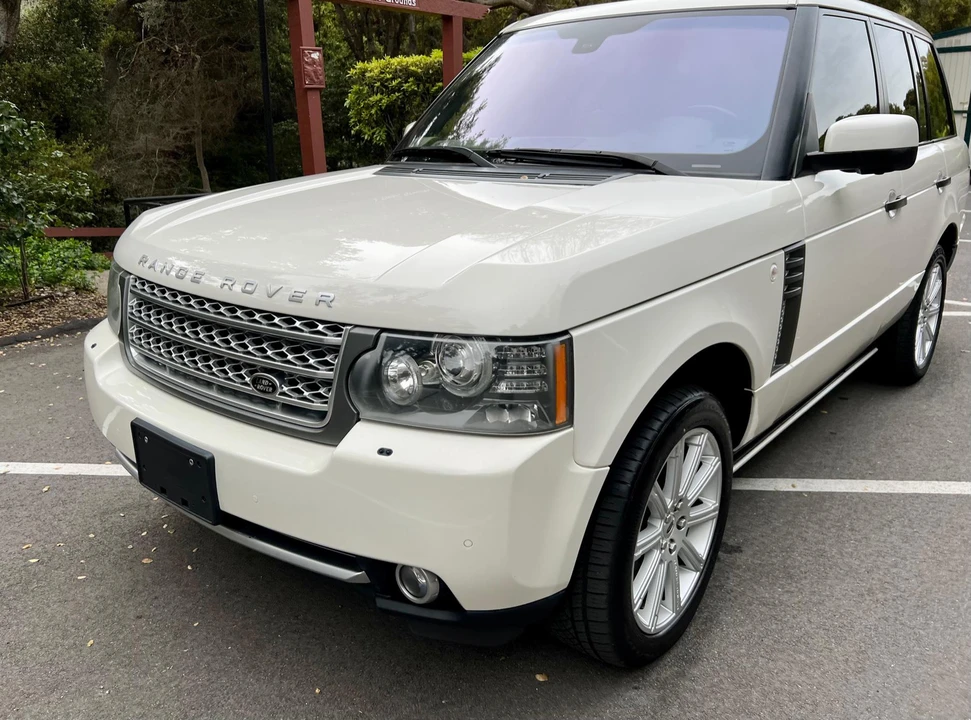 2010 Land Rover Range Rover L322 - Image 17 of 31