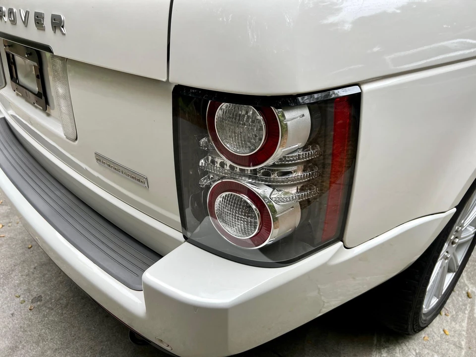 2010 Land Rover Range Rover L322 - Image 30 of 31
