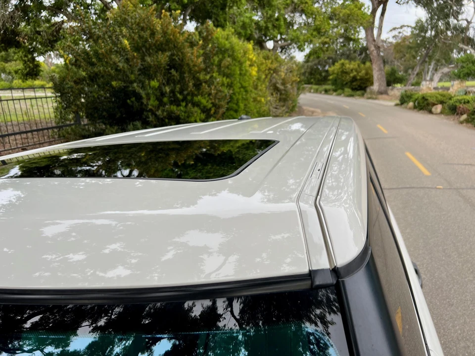 2010 Land Rover Range Rover L322 - Image 26 of 31
