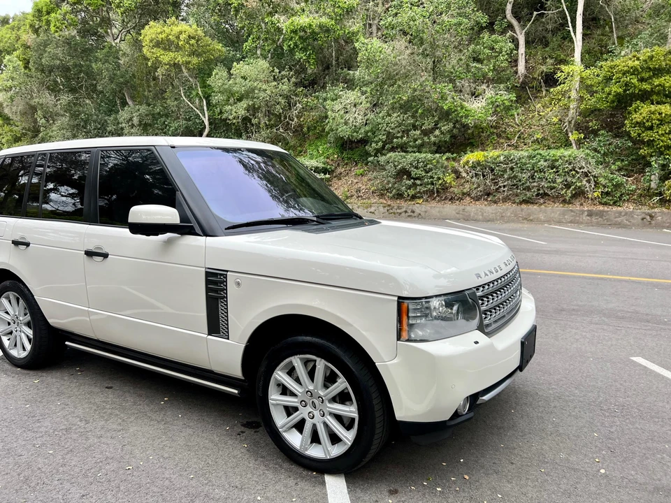 2010 Land Rover Range Rover L322 - Image 24 of 31