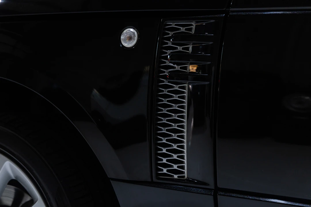 2010 Land Rover Range Rover L322 - Image 23 of 31