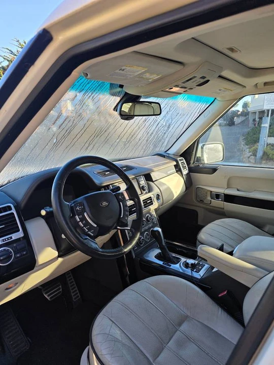 2010 Land Rover Range Rover L322 - Image 7 of 9