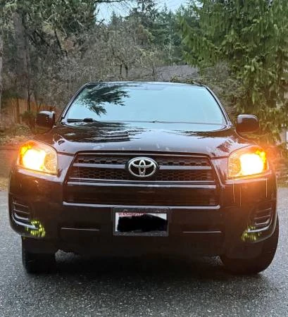 2010 Toyota RAV4 3rd Gen - Image 2 of 10