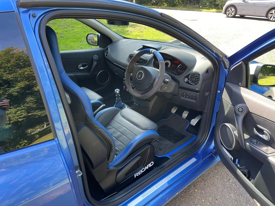 2010 Renault Clio 3rd Gen - Image 7 of 17